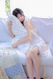 美男脱去校服时全集